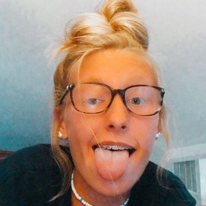 Meet your Posher, Lindsey